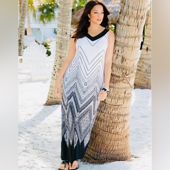 Catherines Black & White Chevron Besded V-Neck Maxi Size S - Picture 2 of 12